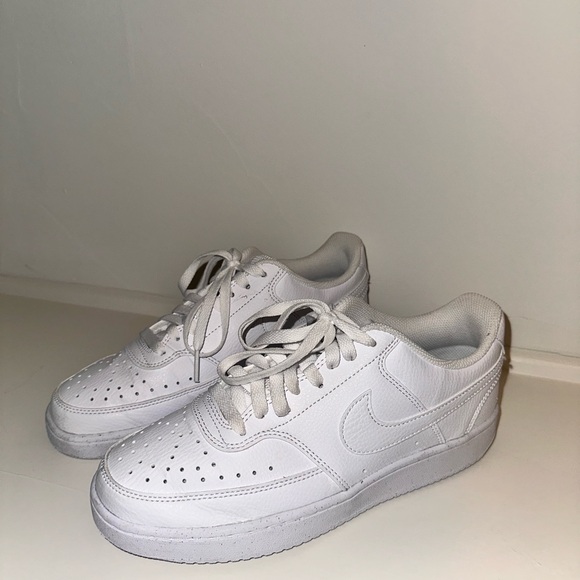 Nike Shoes - Nike Women's Court Vision Low Size 7